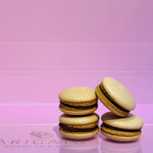 Caramel Macarons